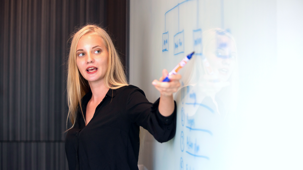 The Top Curriculums for STEM Education in the Classroom - Technical ...